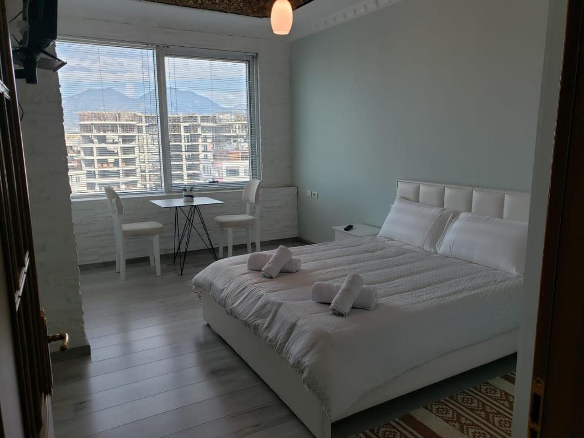 Agroni Rooms Тирана Экстерьер фото